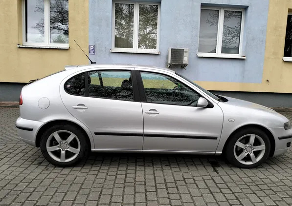 pomorskie Seat Leon cena 7500 przebieg: 250000, rok produkcji 2004 z Chojnice